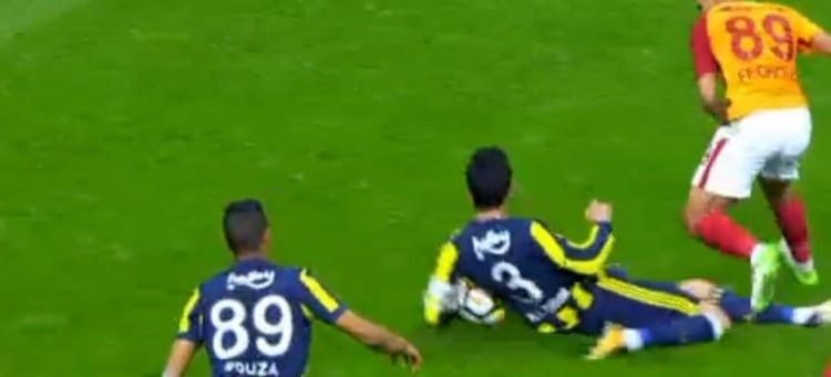 Darbiye Cüneyt Çakır'ın kararları damga vurdu - 11