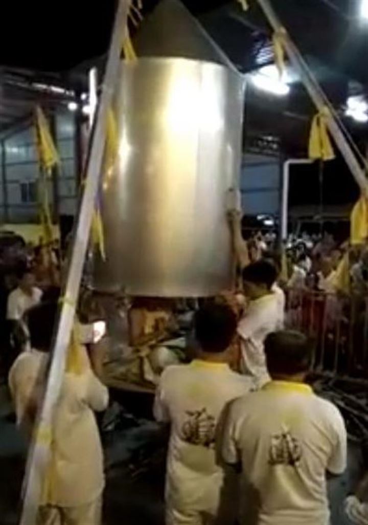 68 yaşındaki adam gösteri sırasında yanarak öldü - 6