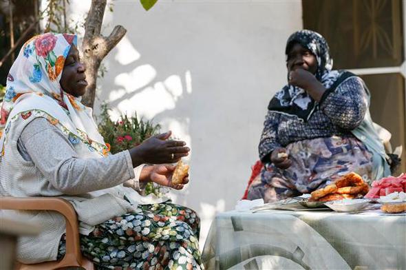 İzmir'in Ege şivesiyle konuşan Afro-Türkleri - 8