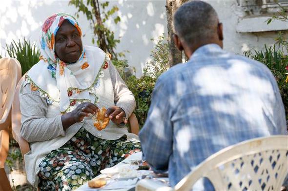 İzmir'in Ege şivesiyle konuşan Afro-Türkleri - 22