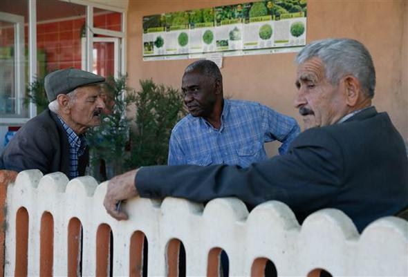 İzmir'in Ege şivesiyle konuşan Afro-Türkleri - 23