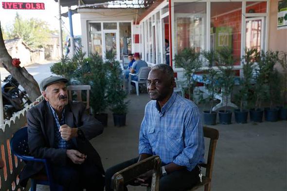 İzmir'in Ege şivesiyle konuşan Afro-Türkleri - 24