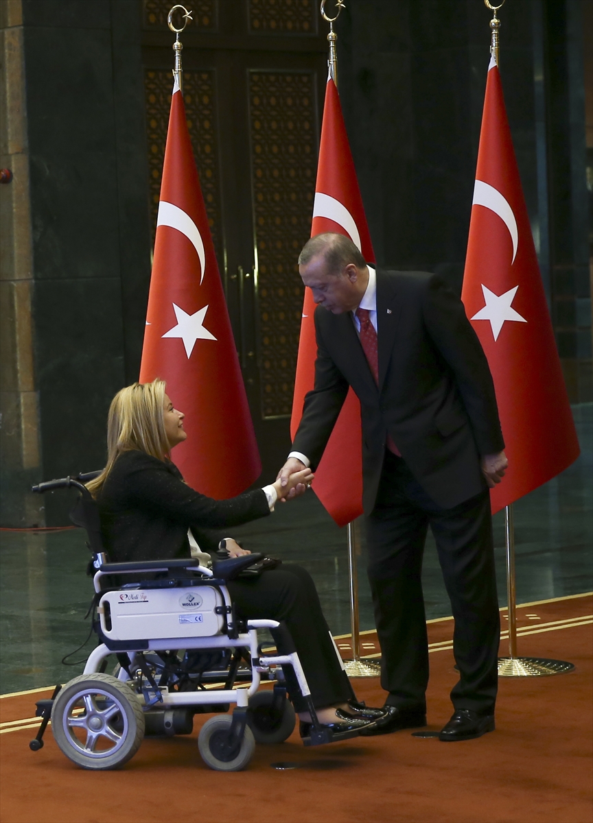 Cumhurbaşkanı Erdoğan, Külliye'de kutlamaları kabul etti - 0