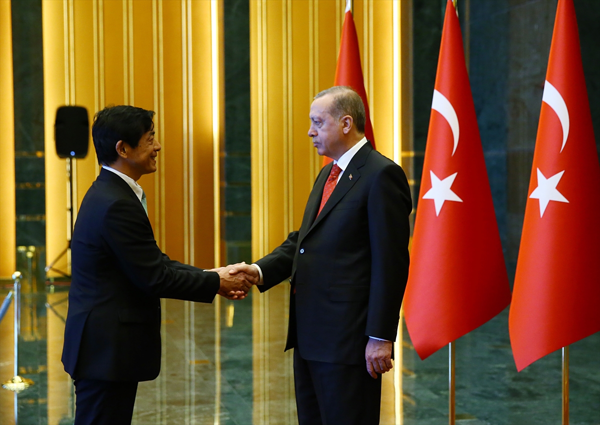 Cumhurbaşkanı Erdoğan, Külliye'de kutlamaları kabul etti - 0