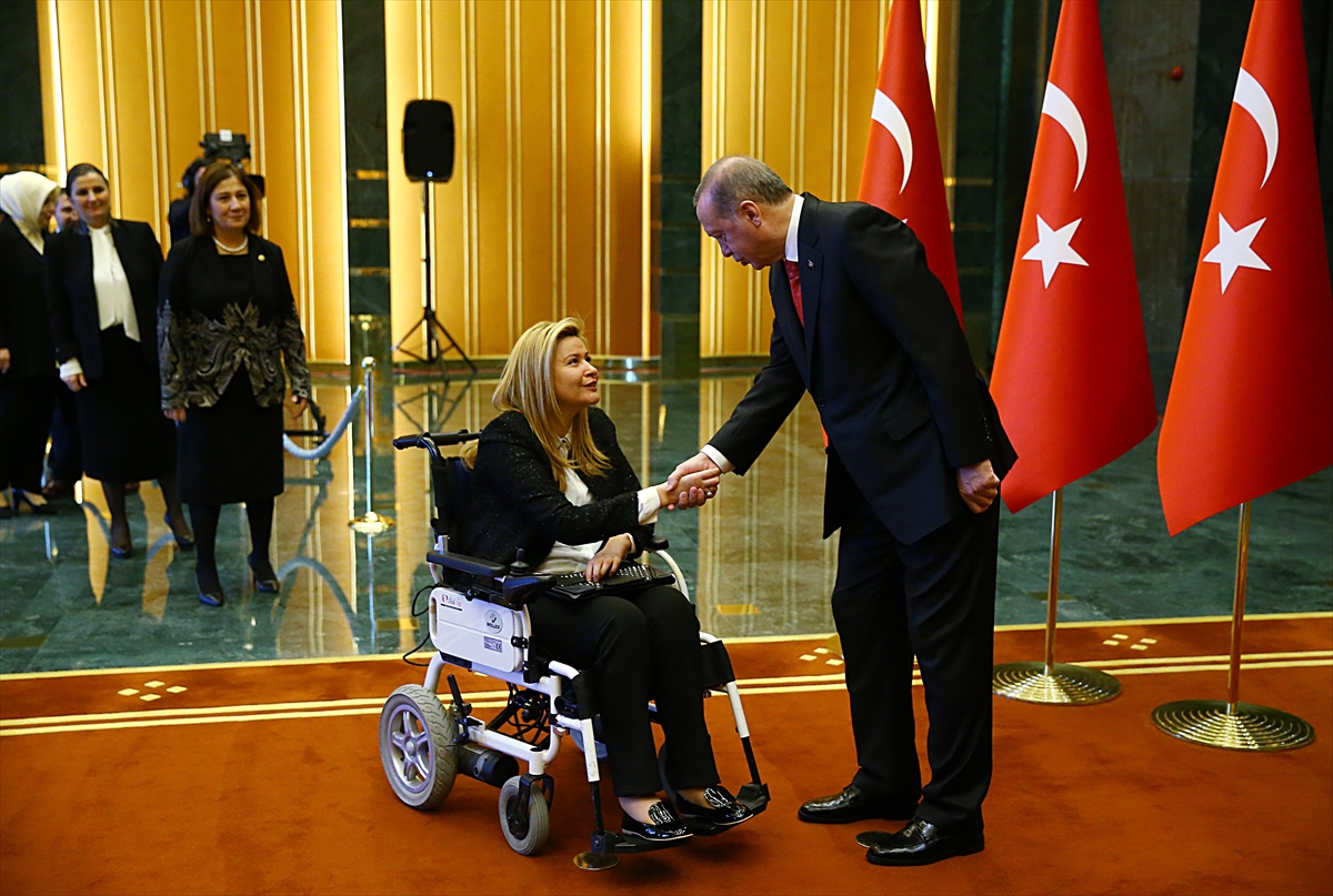 Cumhurbaşkanı Erdoğan, Külliye'de kutlamaları kabul etti - 0