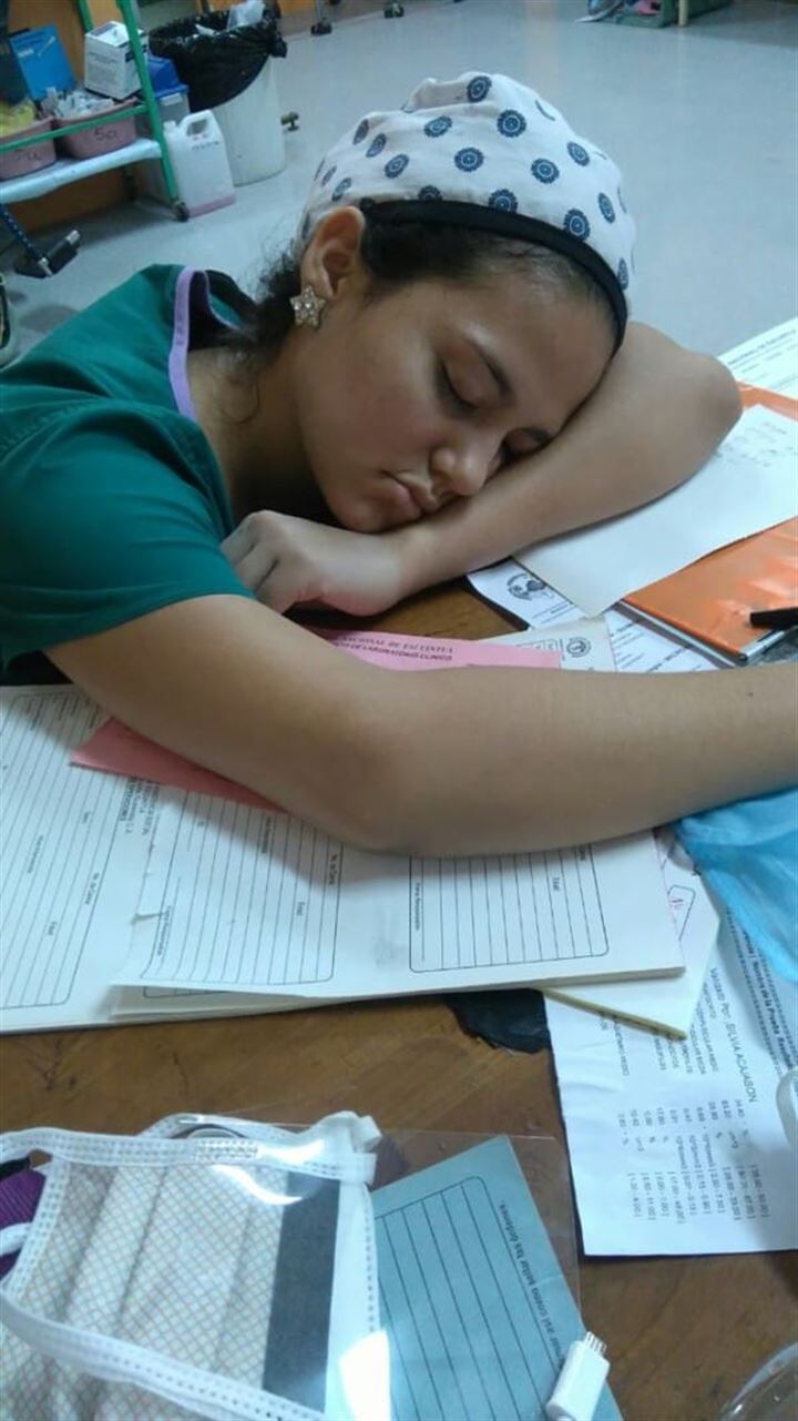 28 saat süren vardiya sonunda doktorlar - 2