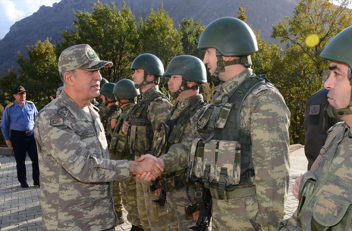 Komutanlar sıfır noktasında - 0