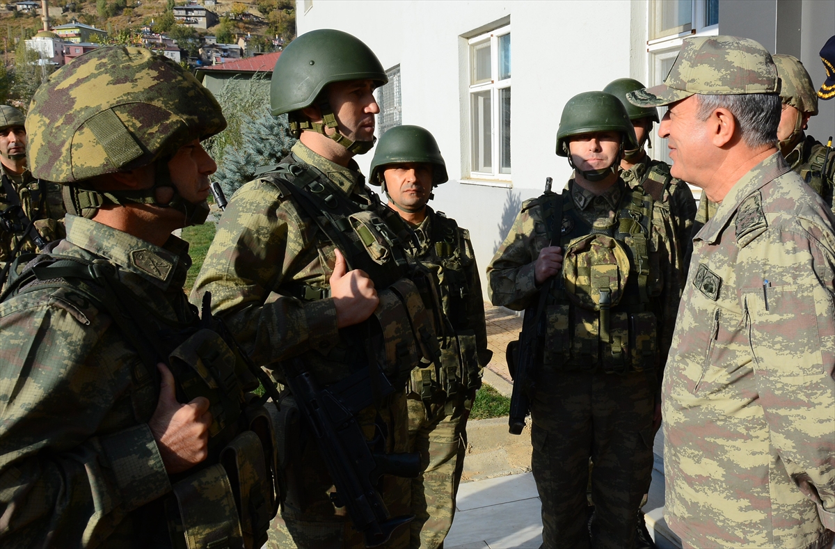 Komutanlar sıfır noktasında - 0