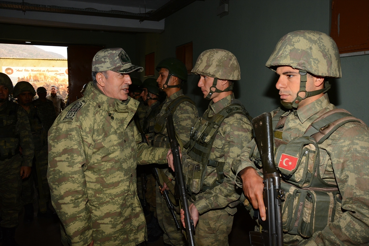 Komutanlar sıfır noktasında - 0