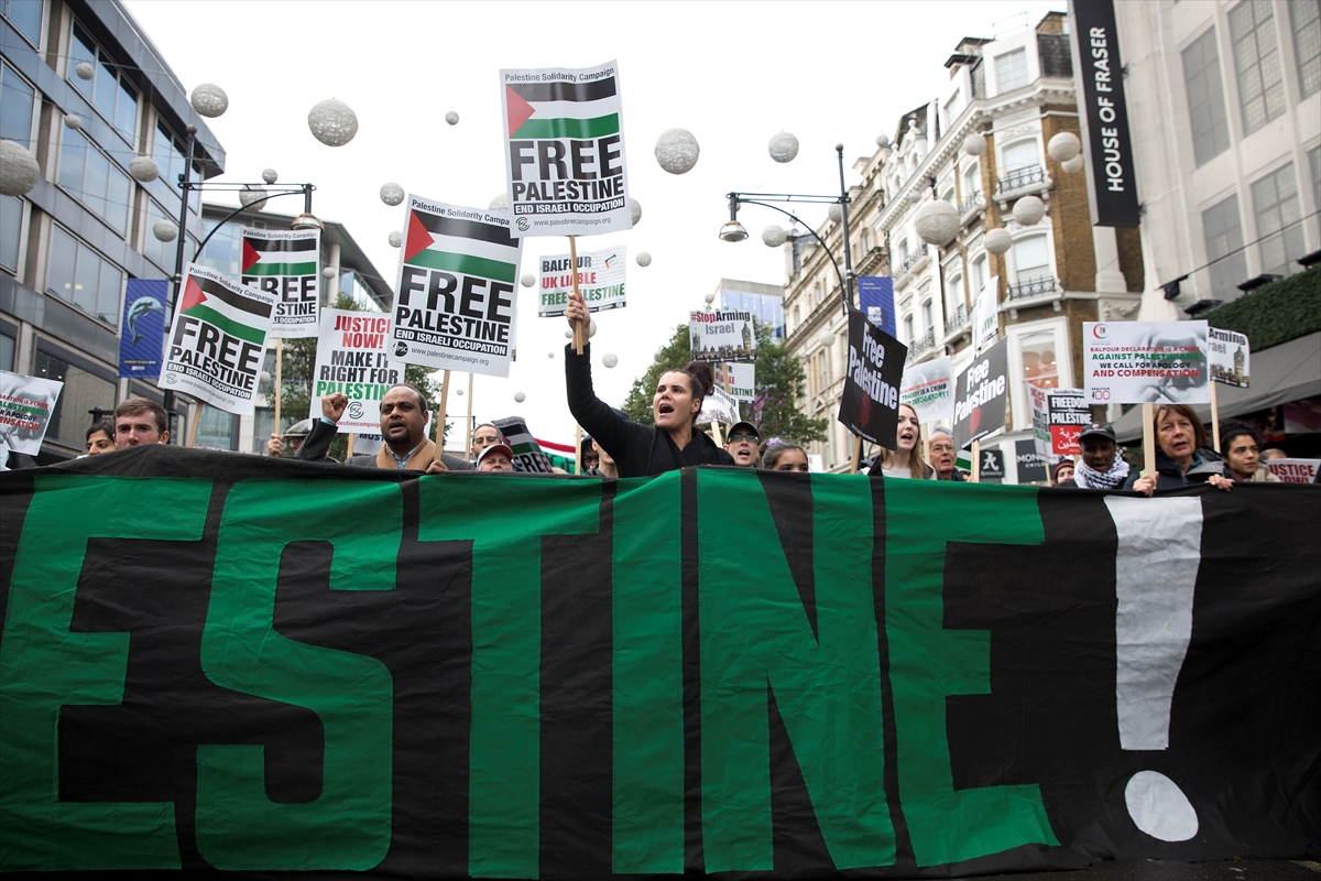 100. yılında Londra'da 'Balfour' protestosu - 0