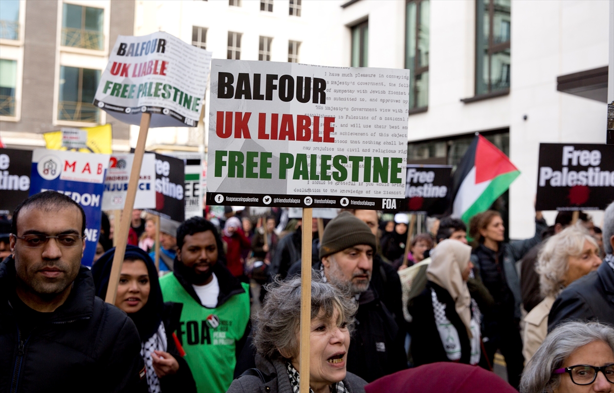 100. yılında Londra'da 'Balfour' protestosu - 0