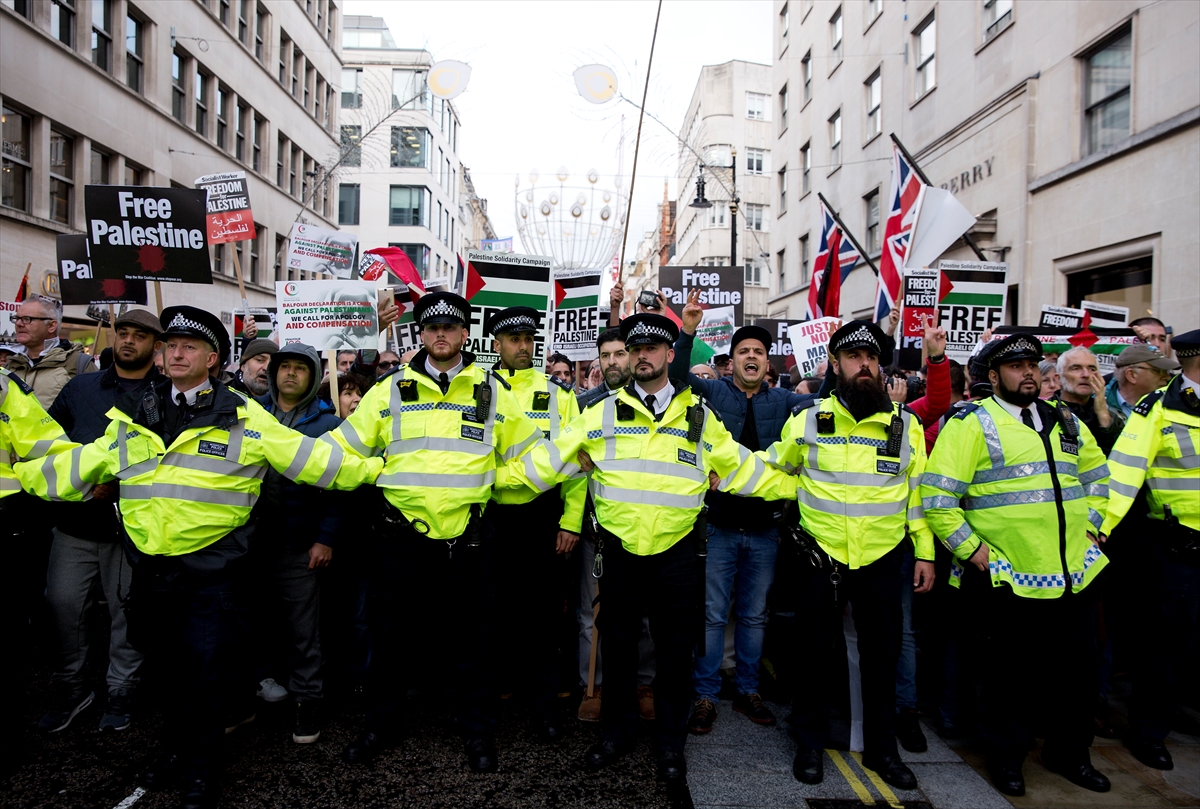 100. yılında Londra'da 'Balfour' protestosu - 0