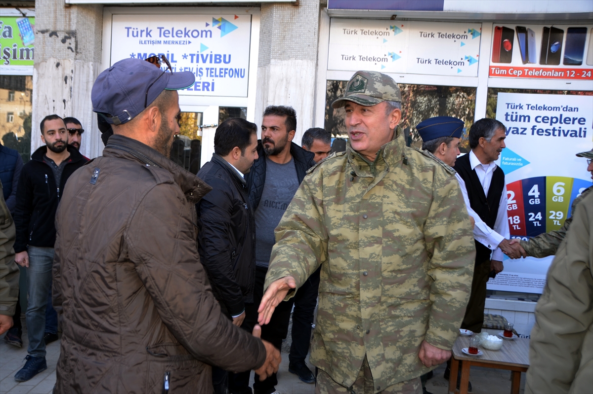 Komutanlar Yüksekova'da - 0