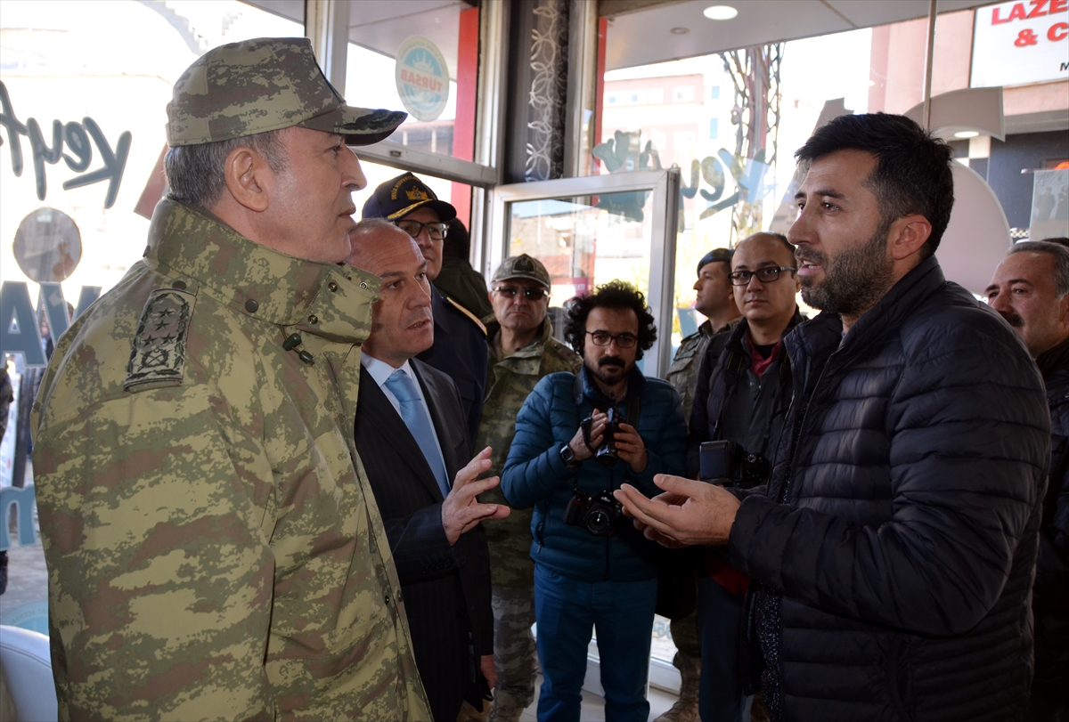 Komutanlar Yüksekova'da - 0