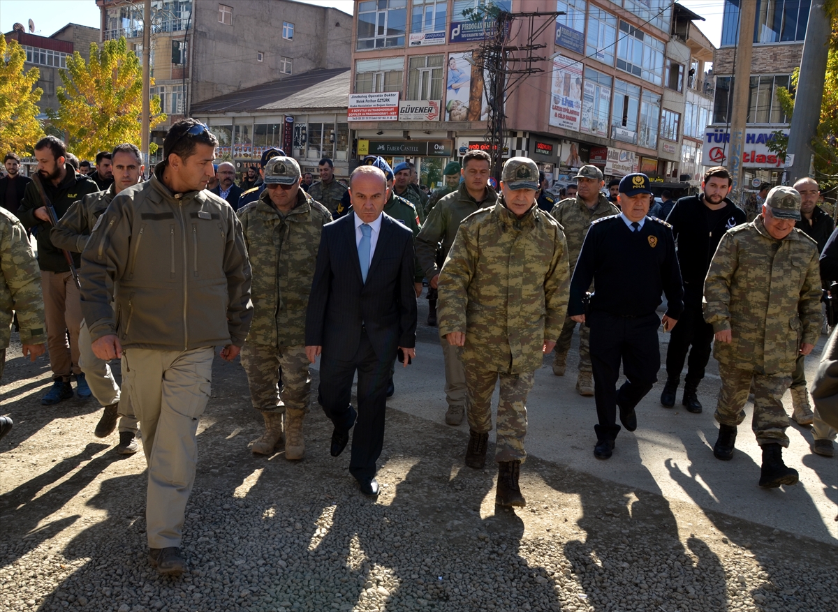 Komutanlar Yüksekova'da - 0