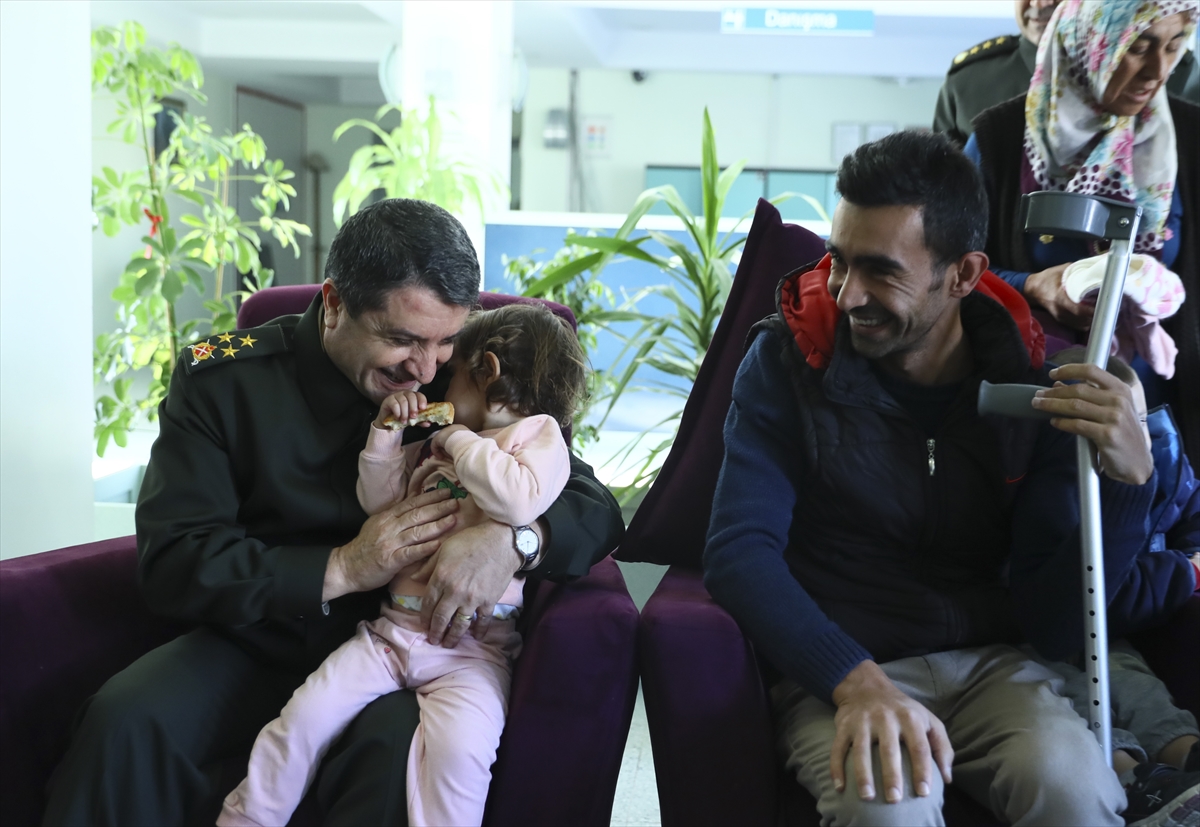 Genelkurmay'dan darp edilen askerlere ziyaret - 0