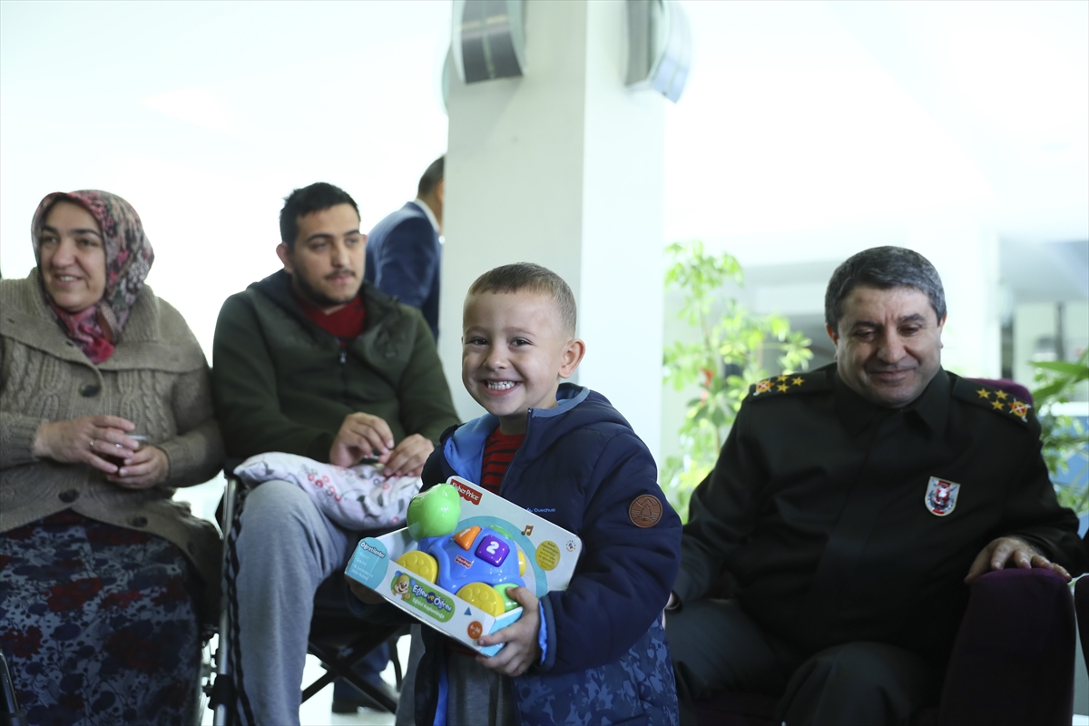 Genelkurmay'dan darp edilen askerlere ziyaret - 0