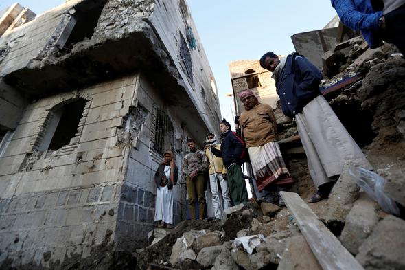 Suudi Arabistan Yemen'e saldırdı - 0