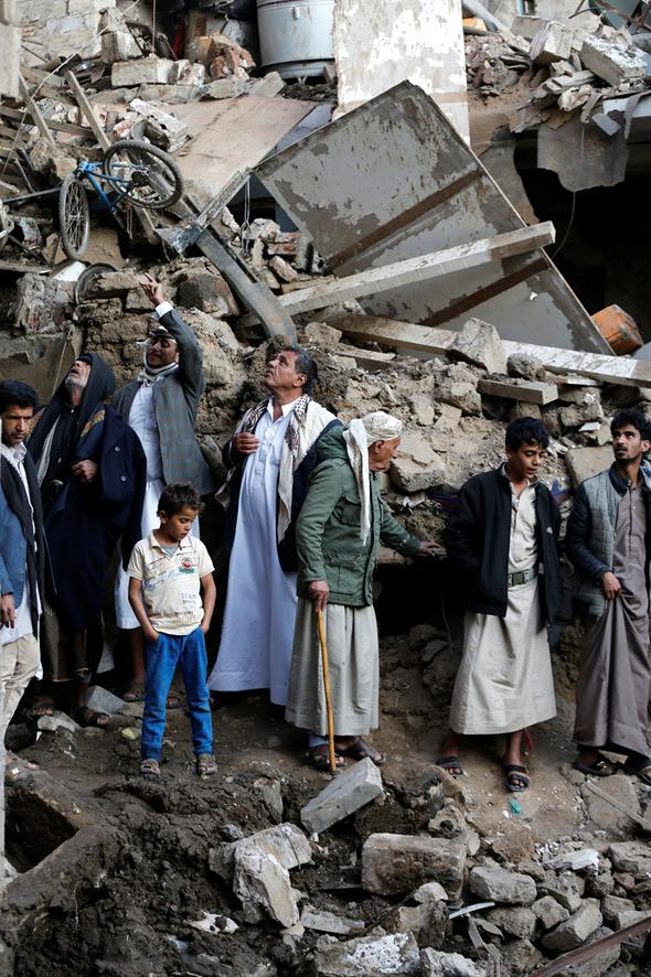 Suudi Arabistan Yemen'e saldırdı - 0