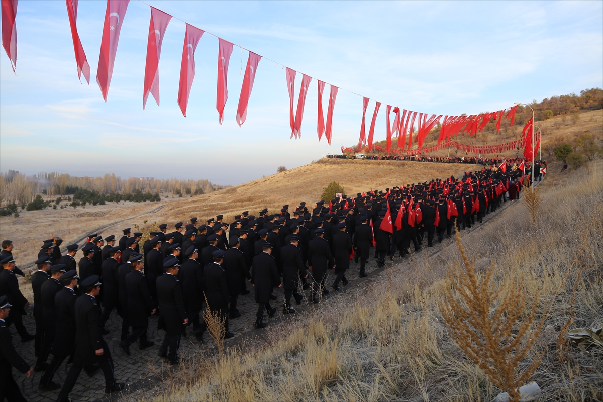 Erzurum'da ecdada saygı yürüyüşü - 0