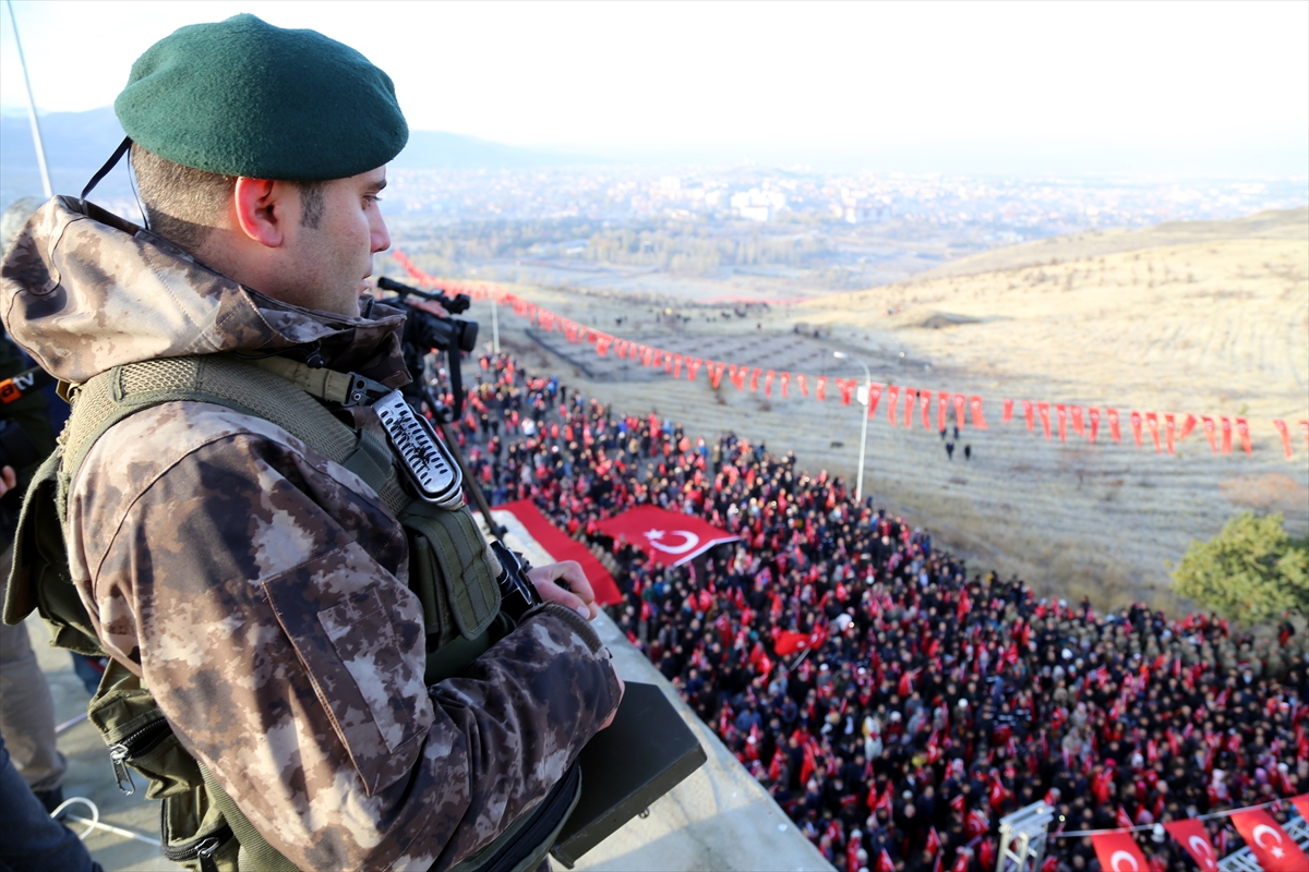 Erzurum'da ecdada saygı yürüyüşü - 0