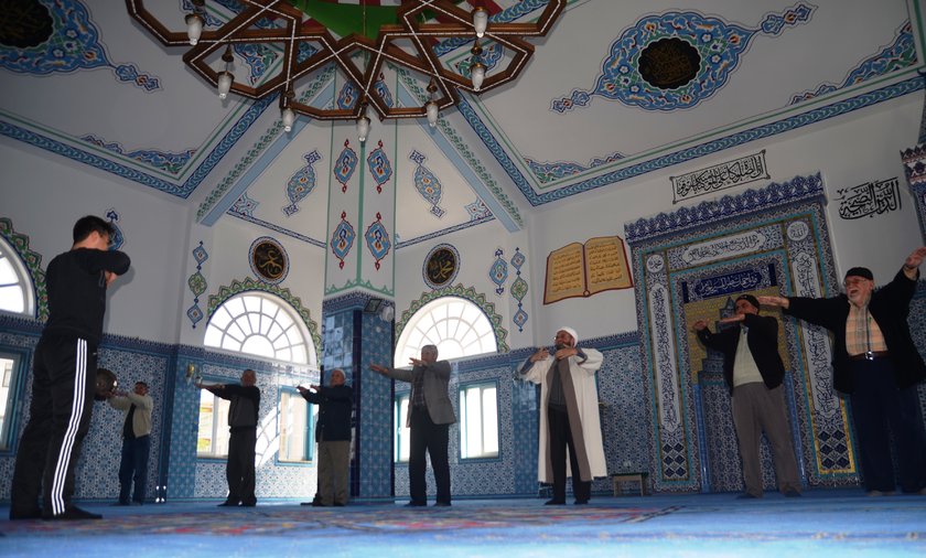 5 vakit namaz 1 vakit spor - 0