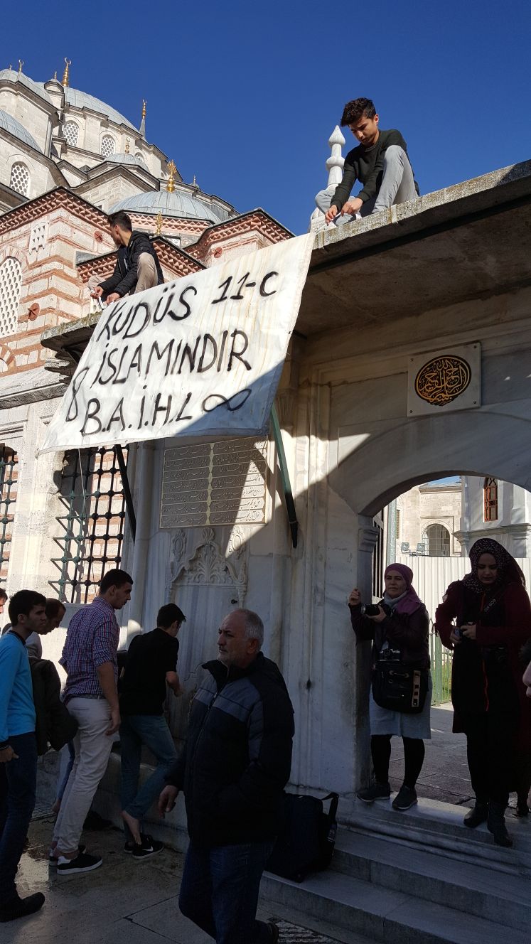 On binler Fatih'e akın ediyor! İstanbul'da öfke cuması - 4