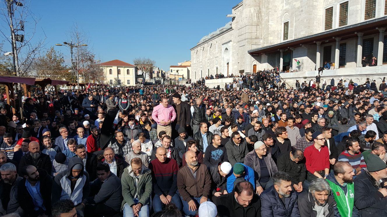 On binler Fatih'e akın ediyor! İstanbul'da öfke cuması - 6