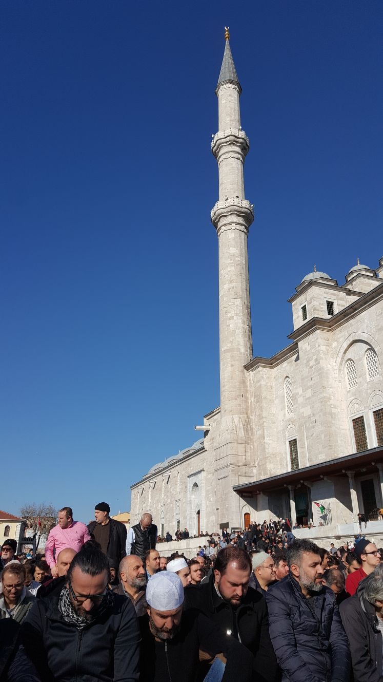 On binler Fatih'e akın ediyor! İstanbul'da öfke cuması - 0