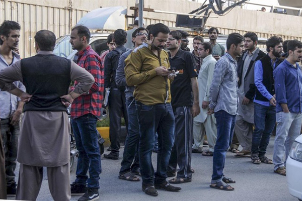 Asya'daki depremde ölü sayısı 300'ü aştı - 22