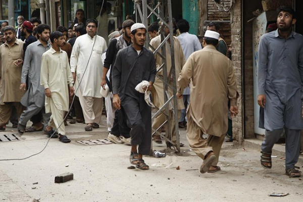 Asya'daki depremde ölü sayısı 300'ü aştı - 20