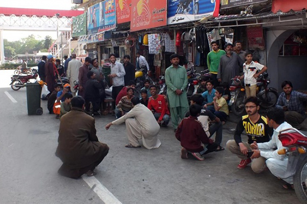 Asya'daki depremde ölü sayısı 300'ü aştı - 29