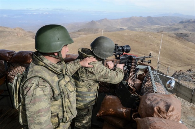 Bulutların üzerinde vatan savunması - 32