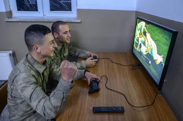 Bulutların üzerinde vatan savunması - 21