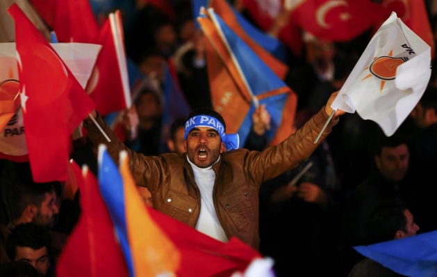 Ak Parti tek başına iktidar - 3