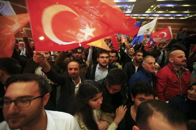 Ak Parti tek başına iktidar - 9