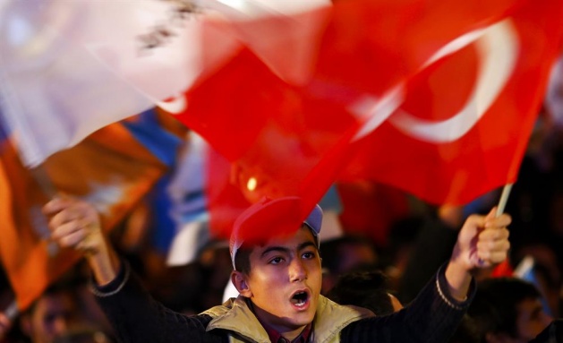 Ak Parti tek başına iktidar - 5