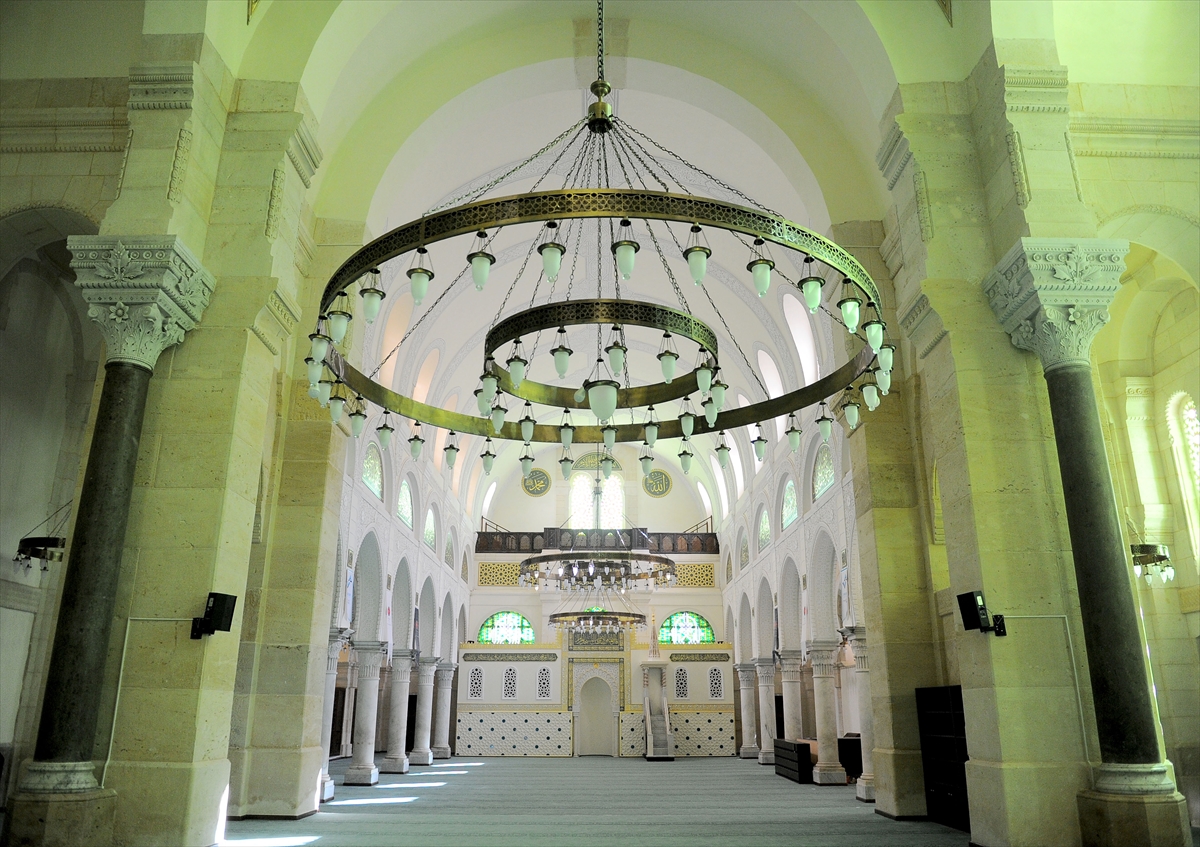 Türkiye Cezayir'in bağımsızlık sembolünü restore etti - 0