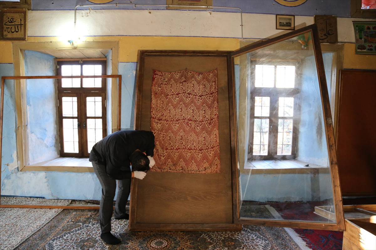 Sultan Reşat'ın sancağı restorasyon için müzede - 0