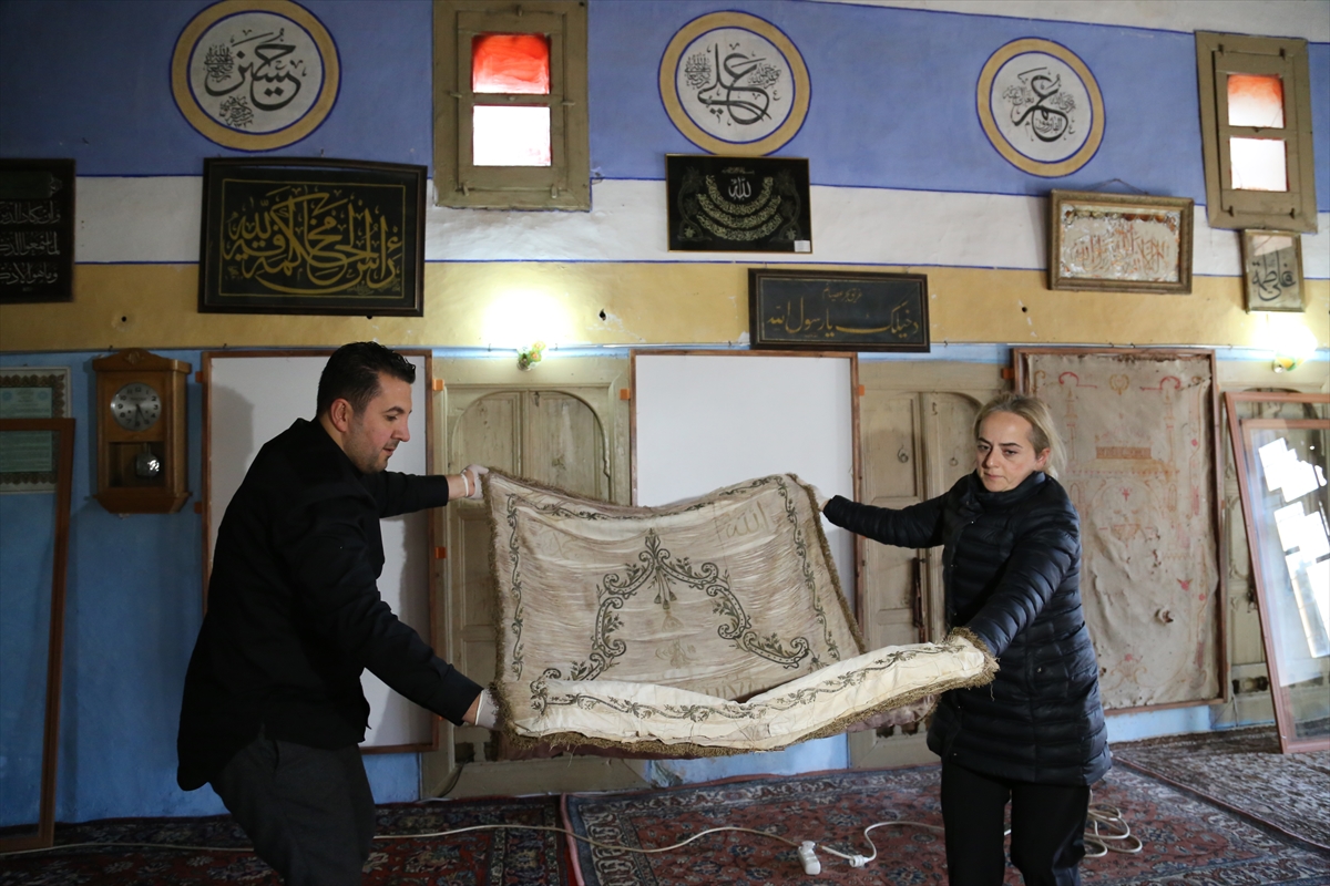 Sultan Reşat'ın sancağı restorasyon için müzede - 0