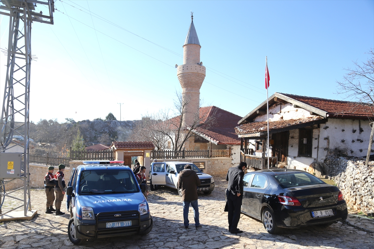 Sultan Reşat'ın sancağı restorasyon için müzede - 0