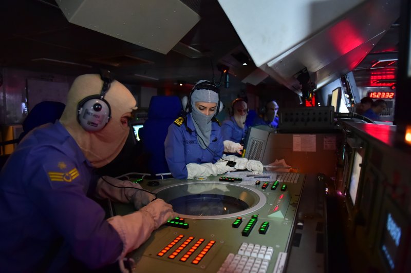 Yüzen ordu, 'TCG Yıldırım' - 12