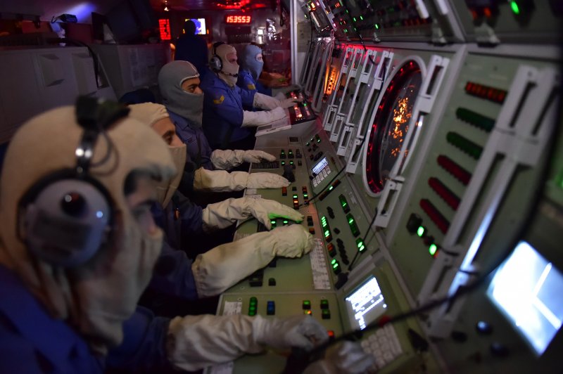 Yüzen ordu, 'TCG Yıldırım' - 13