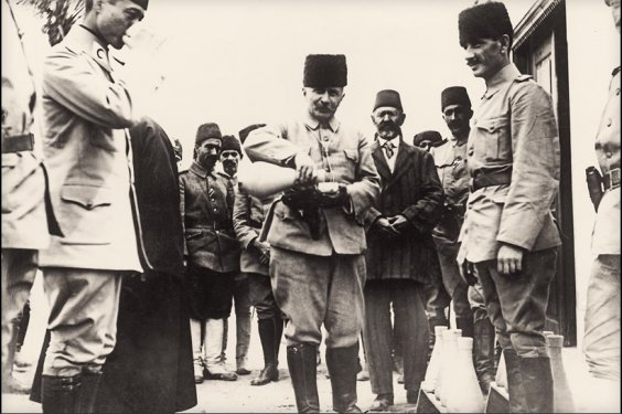 Fahrettin Paşa'nın çektiği 10 Medine fotoğrafı - 9