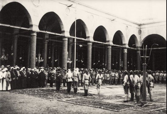Fahrettin Paşa'nın çektiği 10 Medine fotoğrafı - 11