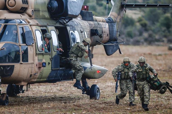 Komandolardan zorlu tatbikat - 17