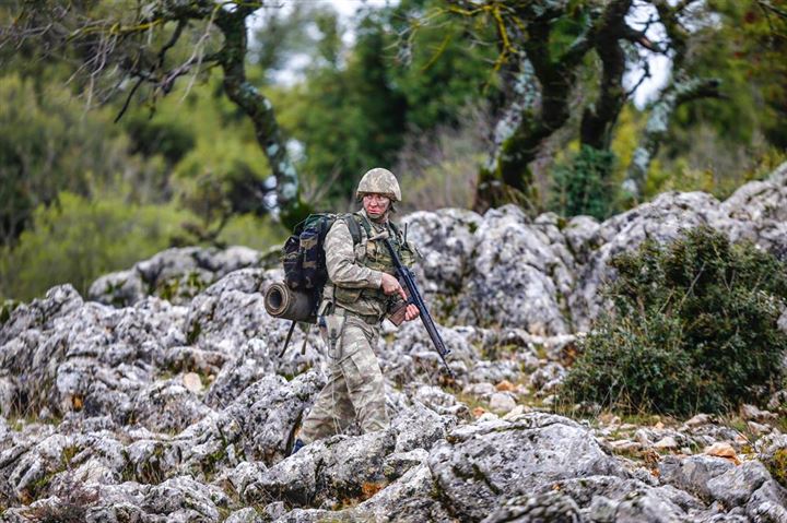 Komandolardan zorlu tatbikat - 26