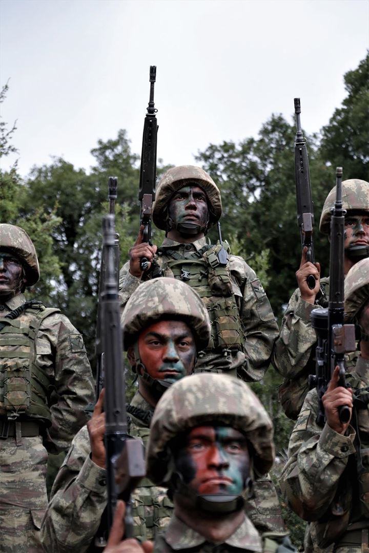 Komandolardan zorlu tatbikat - 46