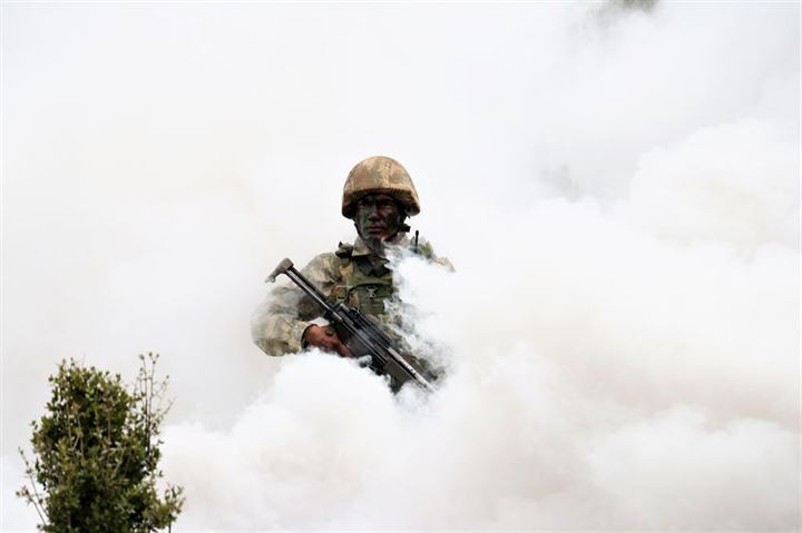 Komandolardan zorlu tatbikat - 52