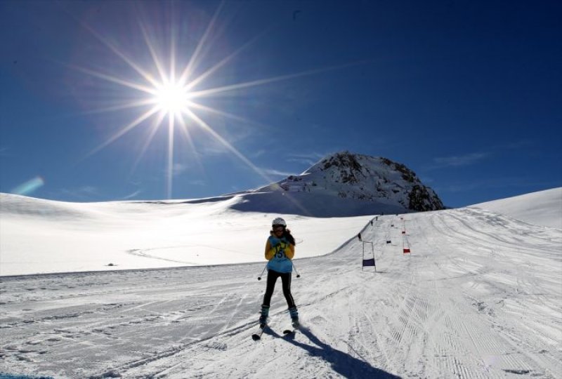 Hakkari'de kayak yarışması yapıldı - 6